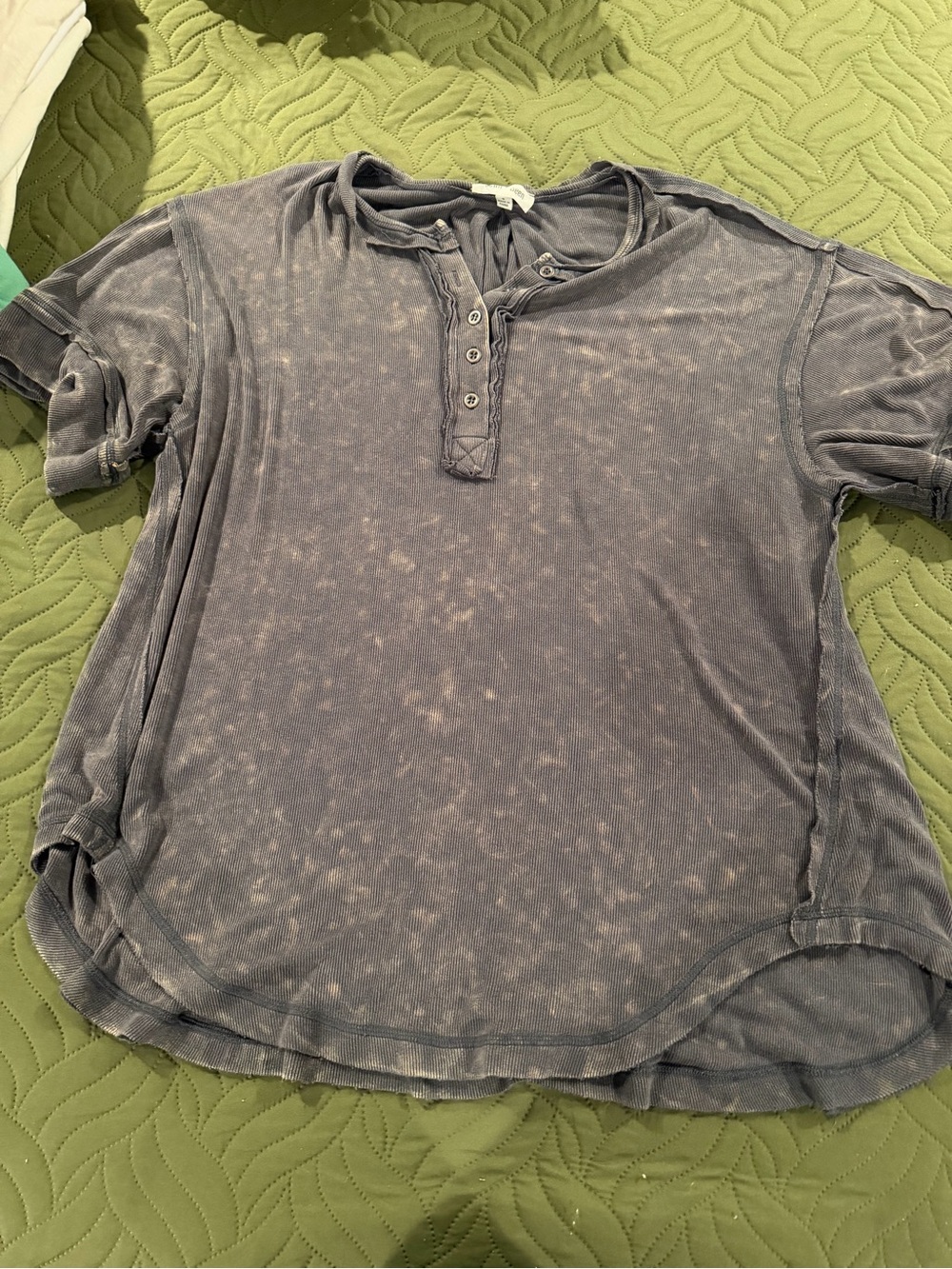 Washed Short Sleeve Henley Tee - Gray
